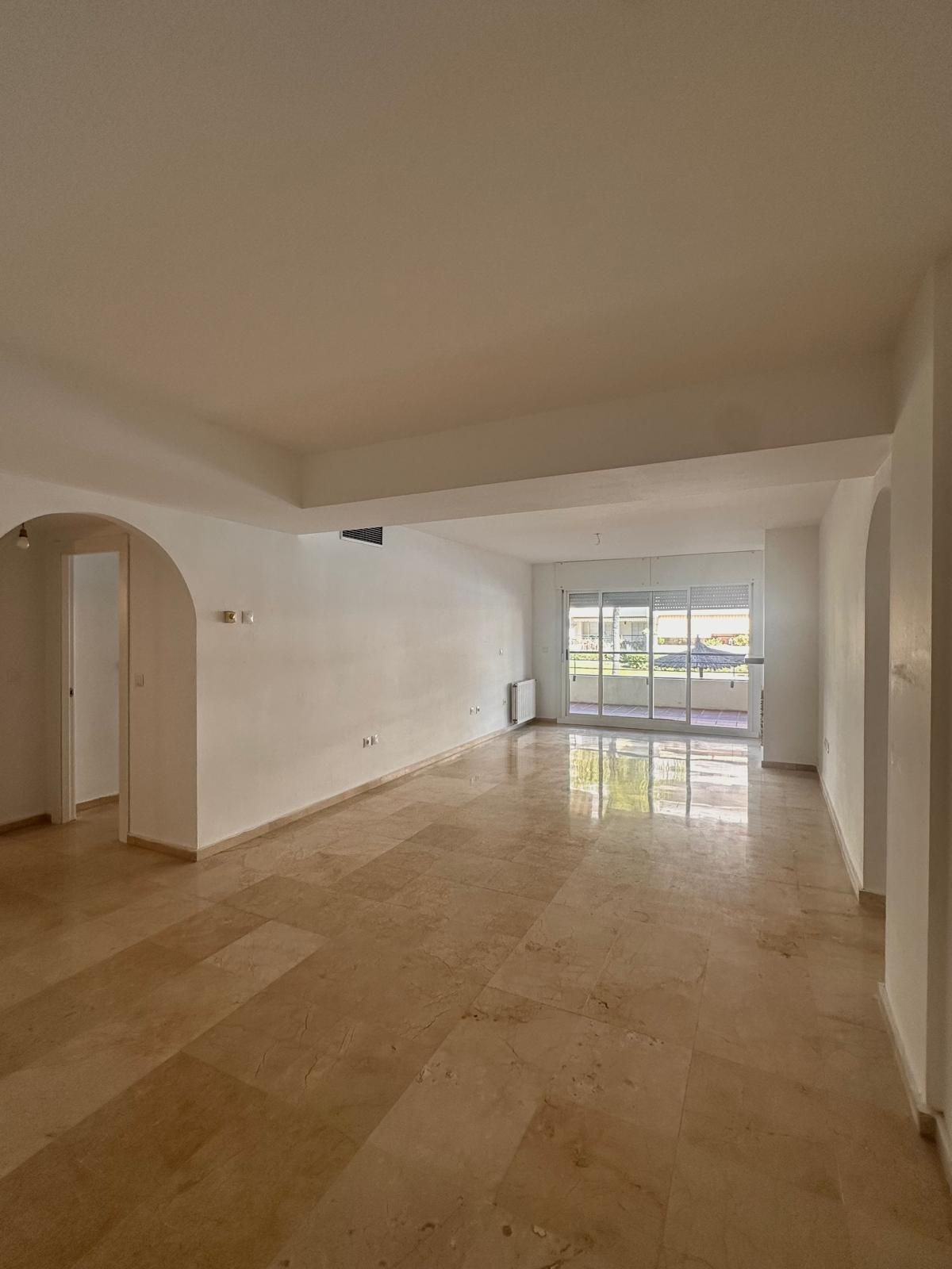 Appartement te koop in Marbella | 3 slaapkamers H5083858