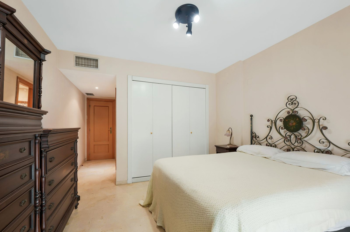 Appartement te koop in Marbella | 3 slaapkamers H5084005