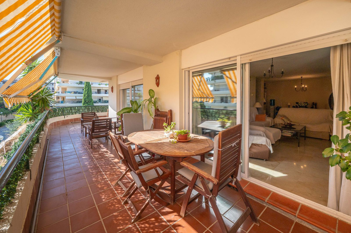 Appartement te koop in Marbella | 3 slaapkamers H5084005