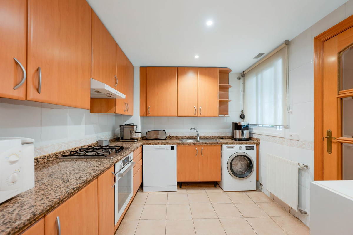 Appartement te koop in Marbella | 3 slaapkamers H5084005