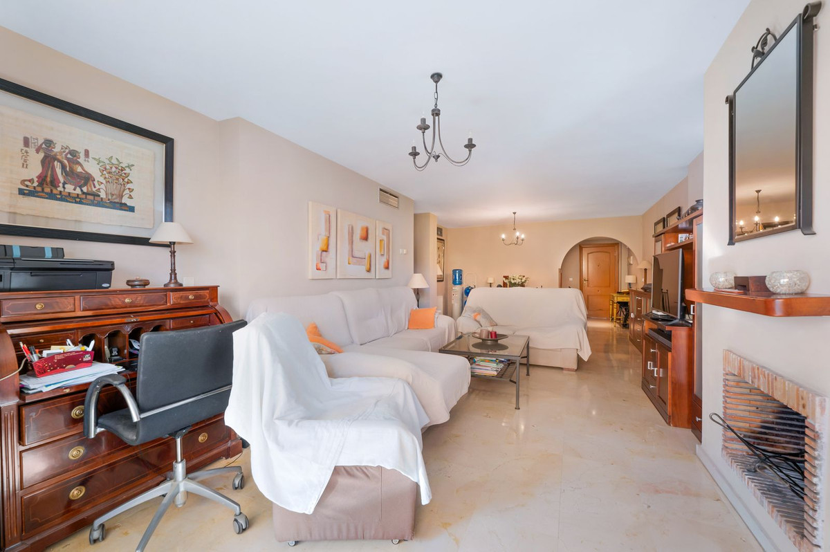 Appartement te koop in Marbella | 3 slaapkamers H5084005