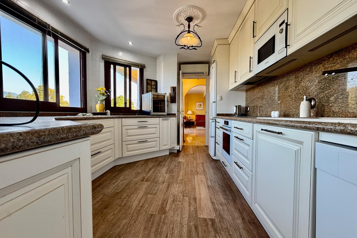 Appartement te koop in Marbella | 3 slaapkamers H5085487