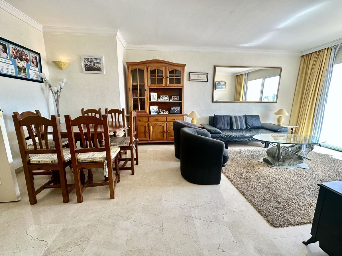 Penthouse te koop in Marbella | 3 slaapkamers H5085538