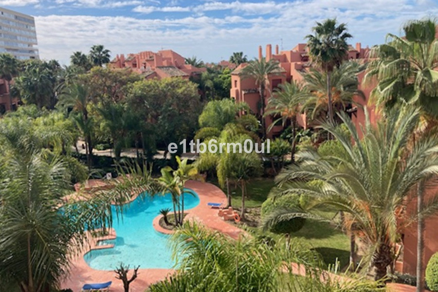 Appartement te koop in Marbella | 4 slaapkamers H5103622