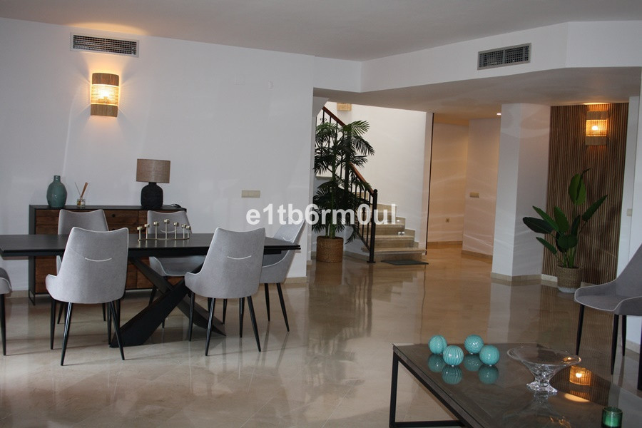 Appartement te koop in Marbella | 4 slaapkamers H5103622
