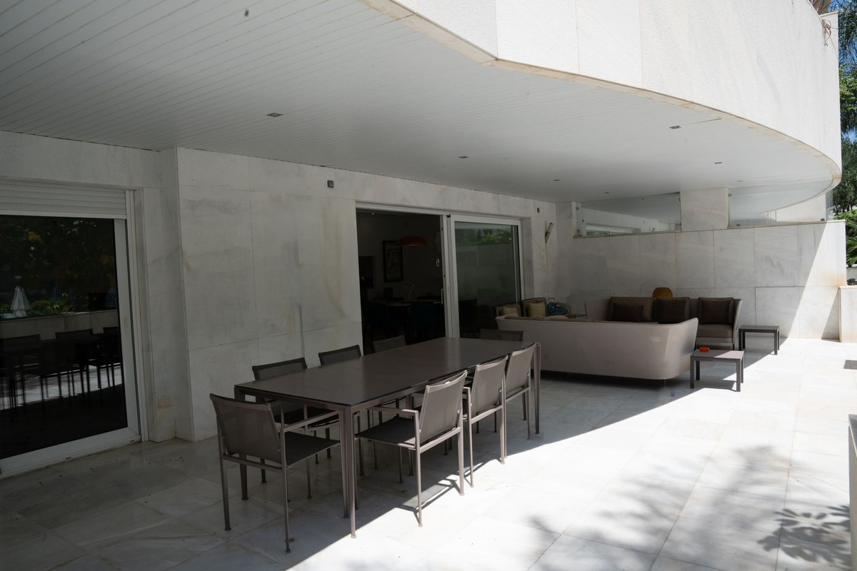 Appartement te koop in Marbella | 3 slaapkamers H5104642