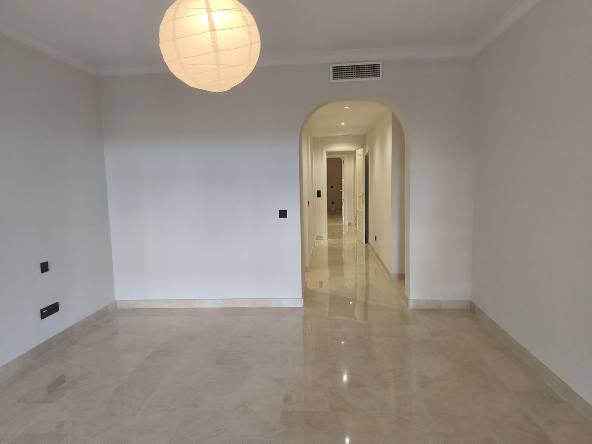 Appartement te koop in Marbella | 3 slaapkamers H5108431
