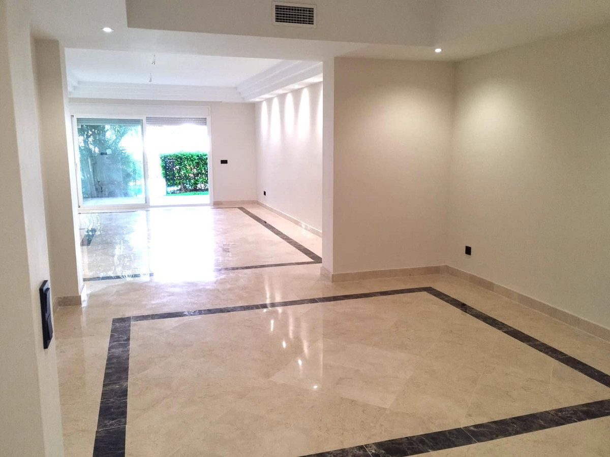 Appartement te koop in Marbella | 3 slaapkamers H5108431