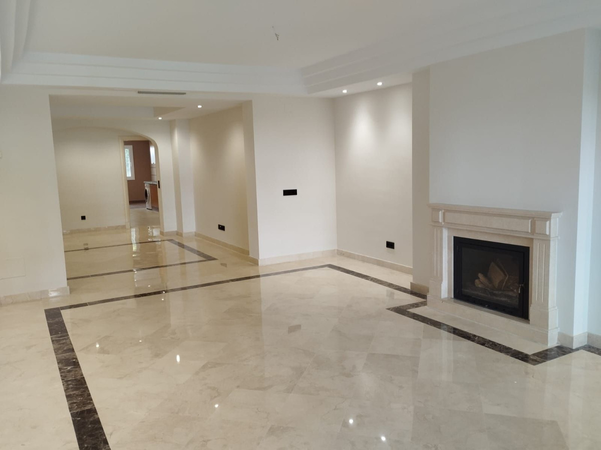 Appartement te koop in Marbella | 3 slaapkamers H5108431