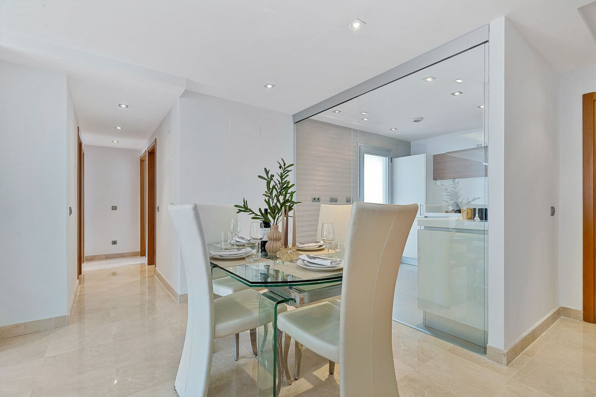 Penthouse te koop in Marbella | 3 slaapkamers H5108869