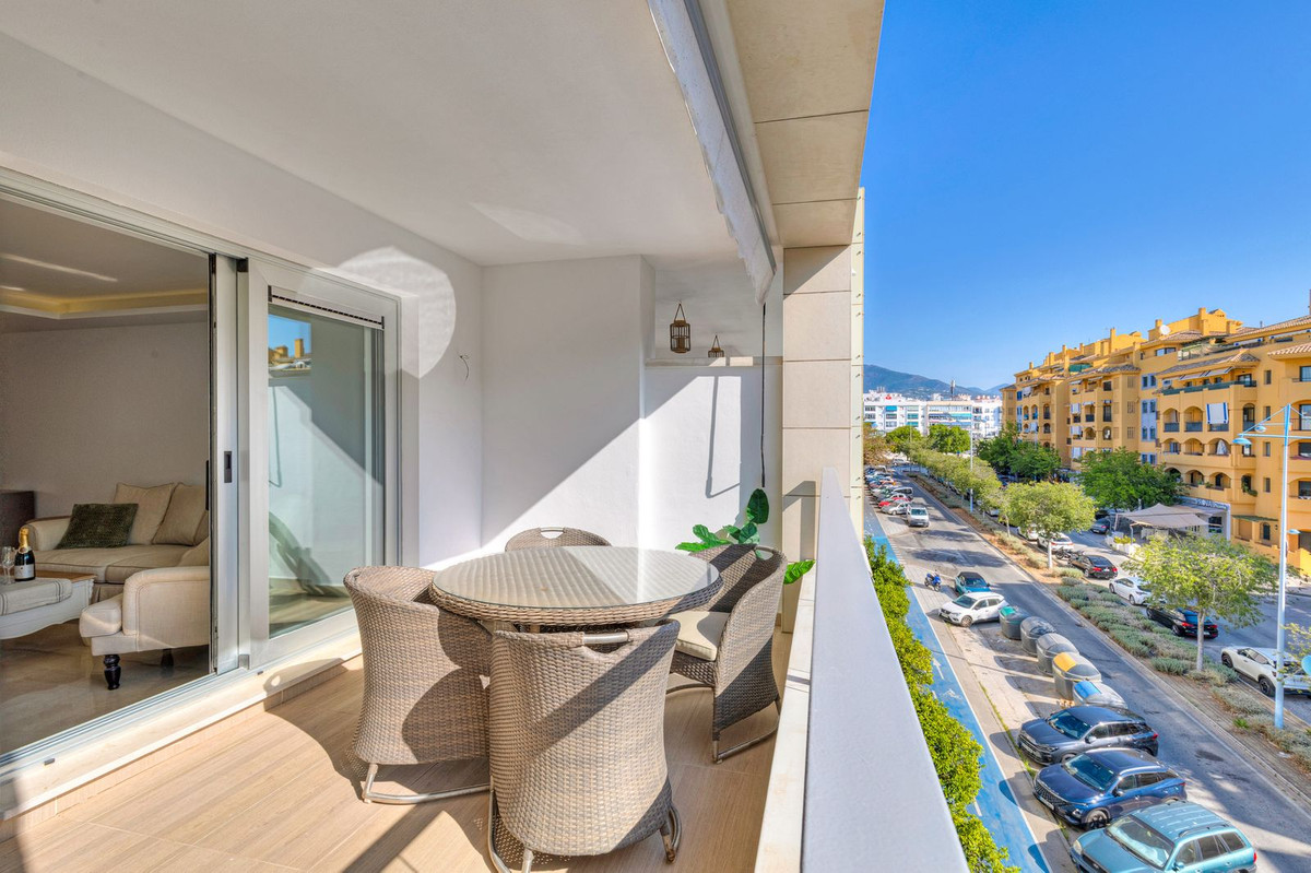 Penthouse te koop in Marbella | 3 slaapkamers H5108869