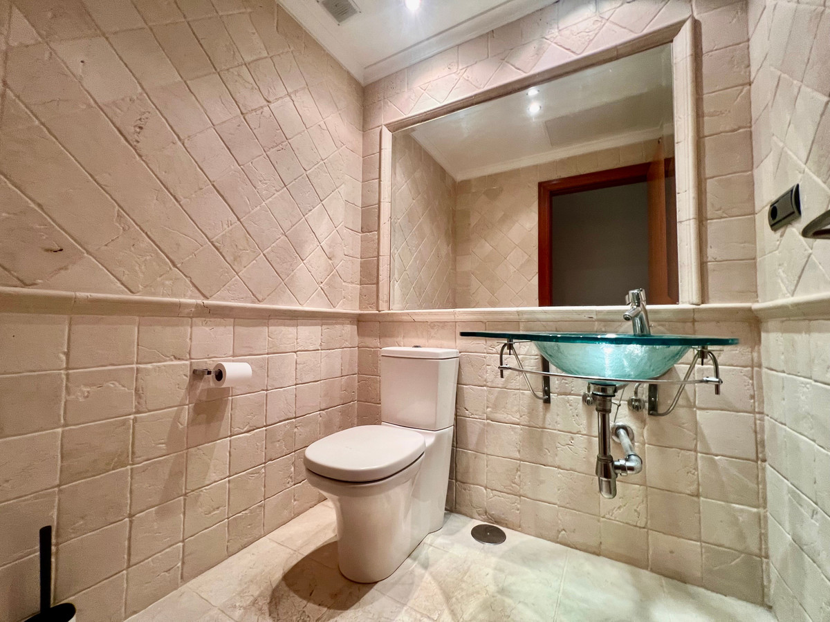 Appartement te koop in Marbella | 2 slaapkamers H5109196