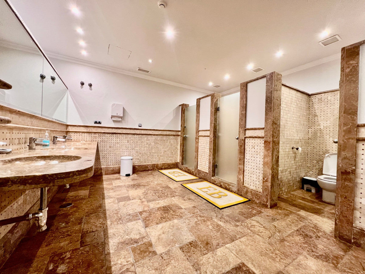 Appartement te koop in Marbella | 2 slaapkamers H5109196