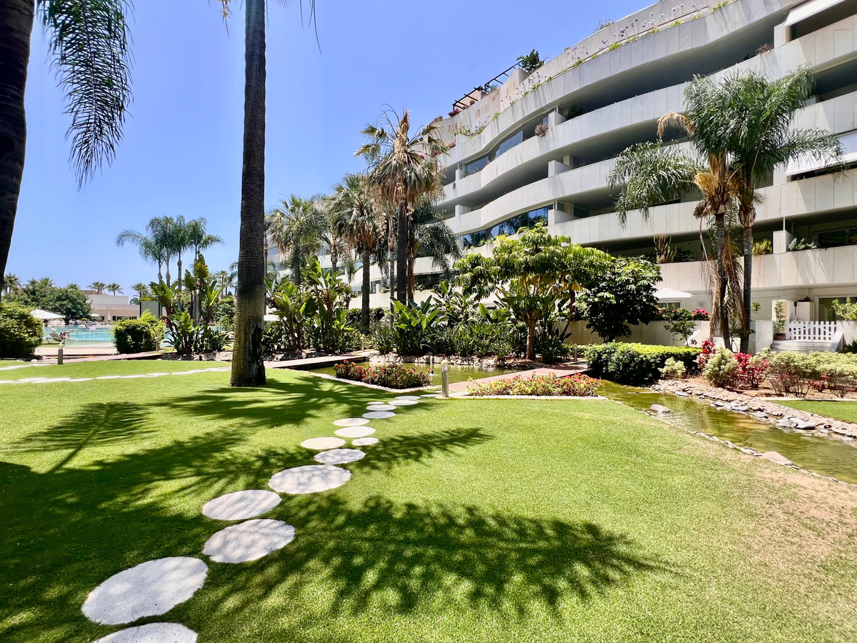 Appartement te koop in Marbella | 2 slaapkamers H5109196