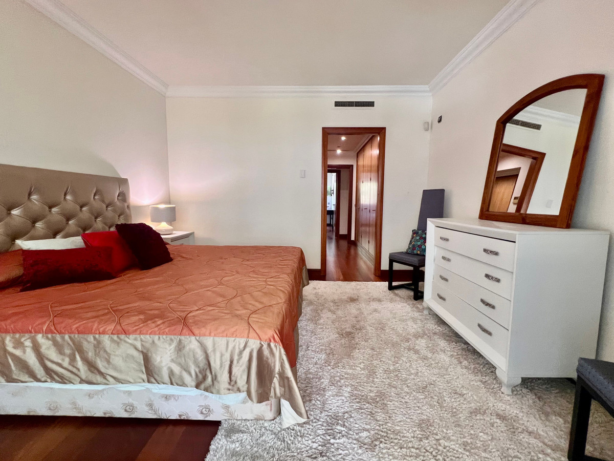 Appartement te koop in Marbella | 2 slaapkamers H5109196