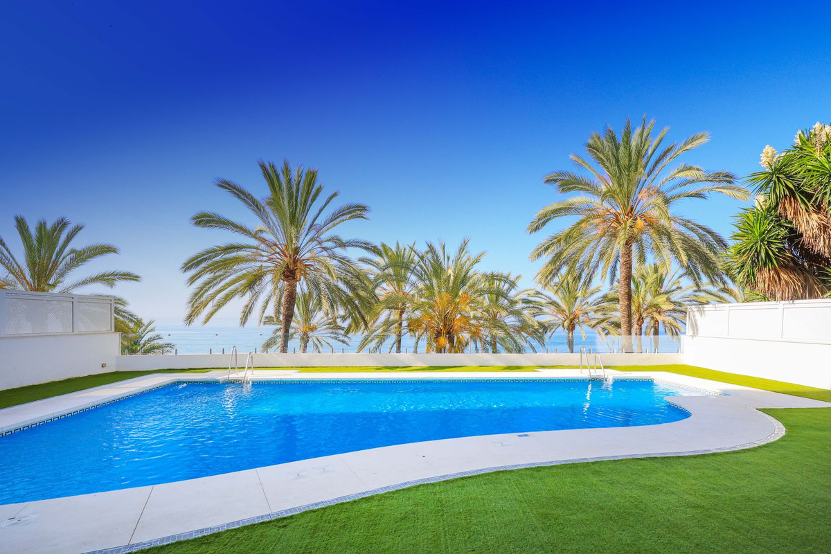 Apartment for sale in Marbella | 2 bedrooms H5111413