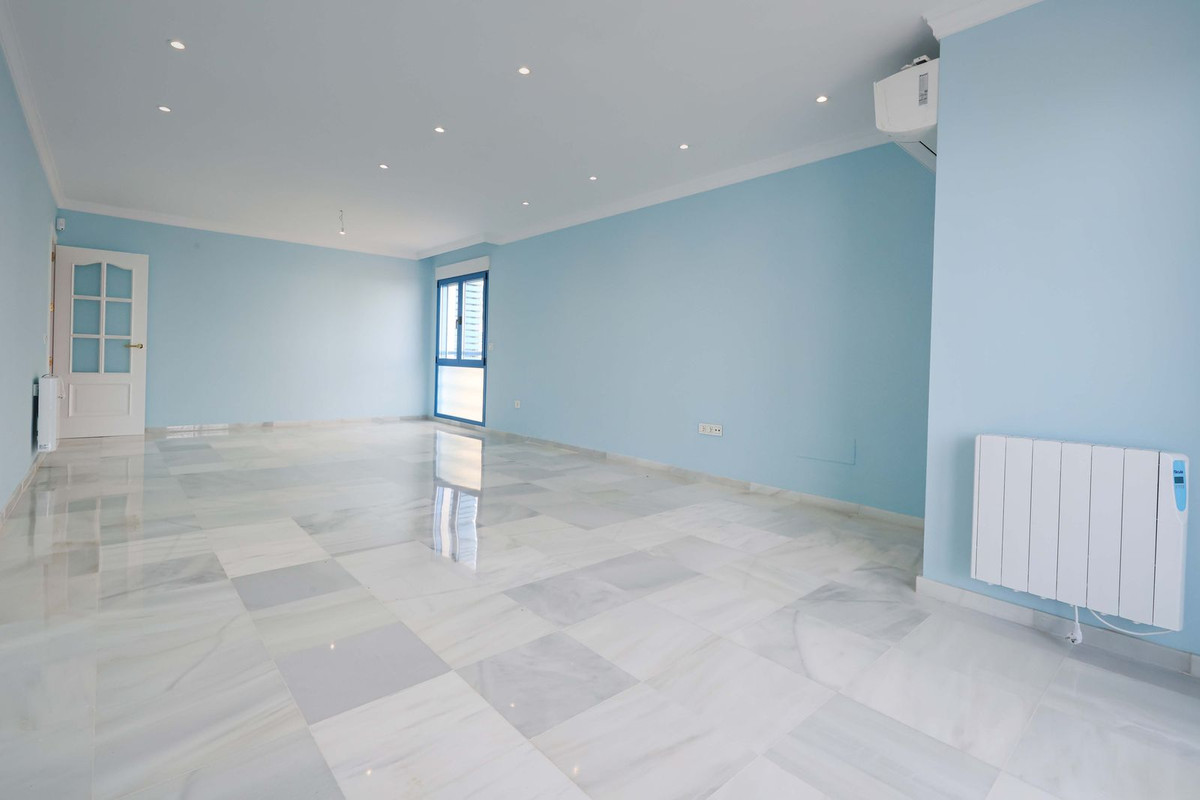 Apartment for sale in Marbella | 2 bedrooms H5111413