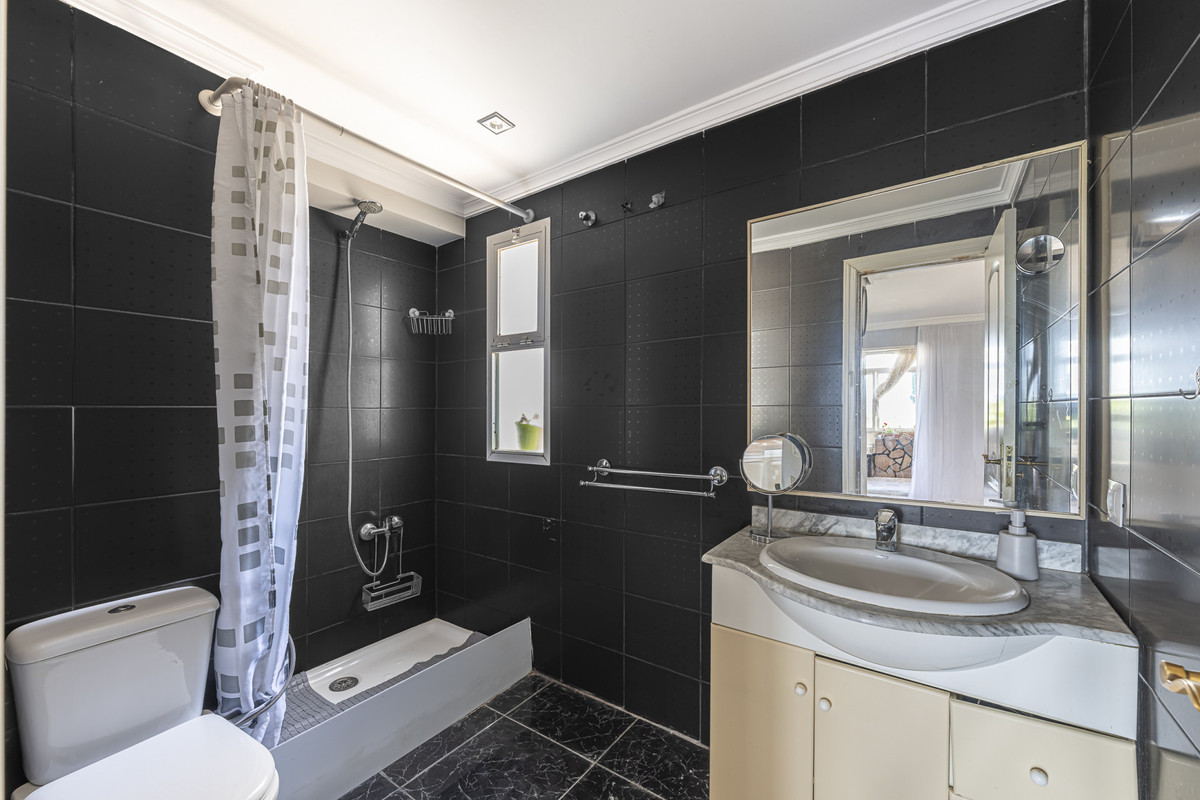 Apartment for sale in Marbella | 1 bedrooms H5112094