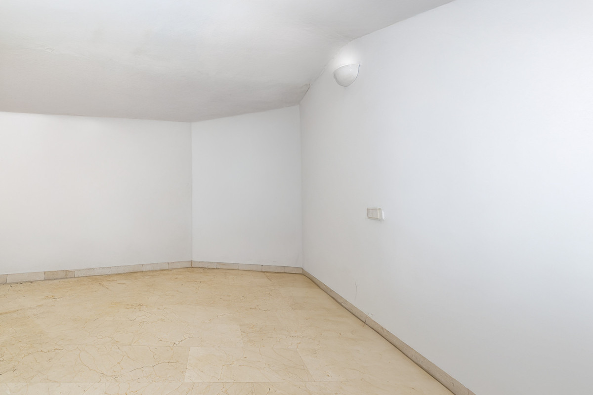 Apartment for sale in Marbella | 1 bedrooms H5112094