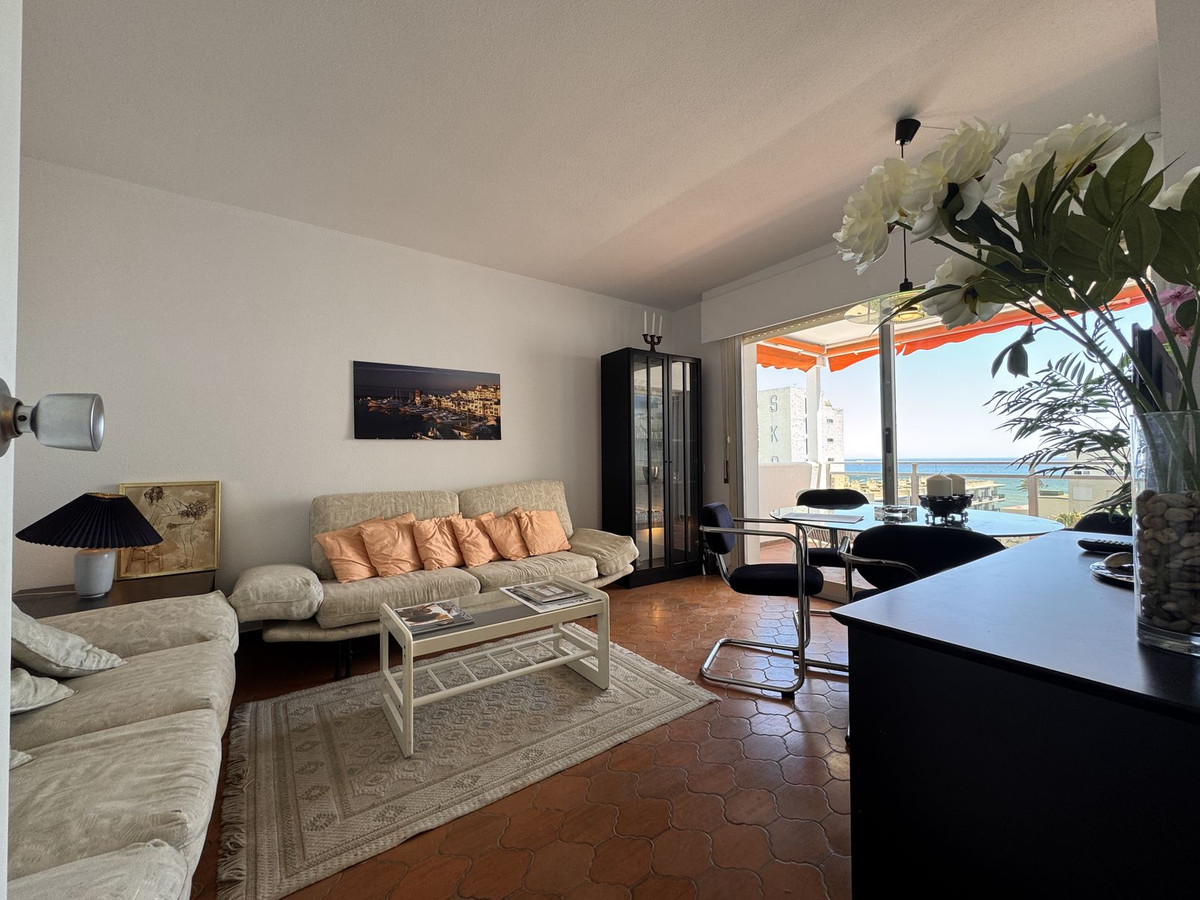 Apartment for sale in Marbella | 1 bedrooms H5112283
