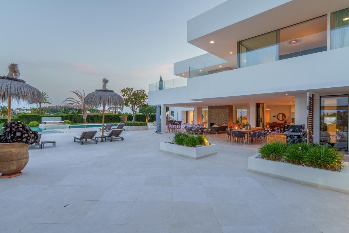 Property main view 44