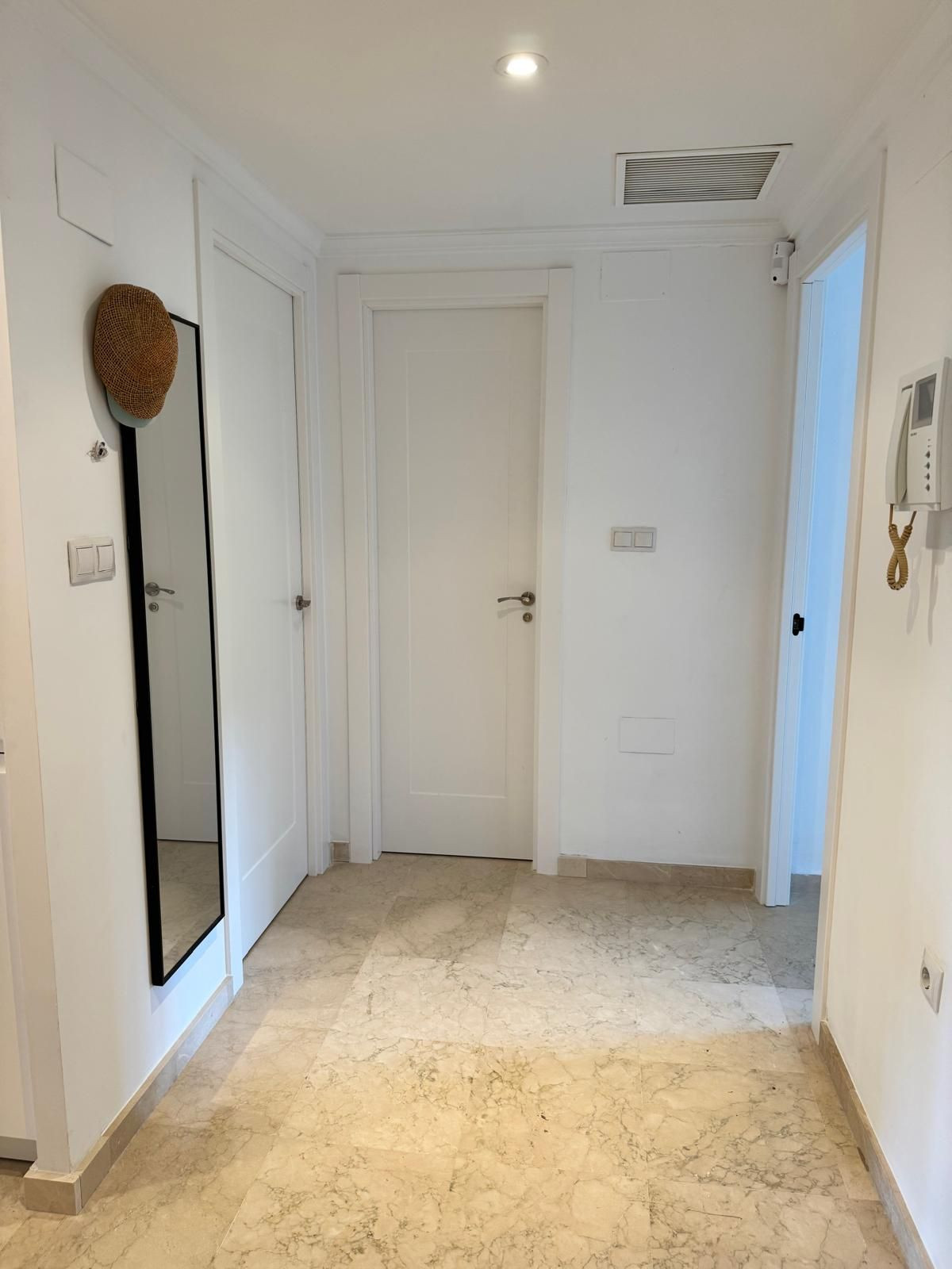 Appartement te koop in Marbella | 3 slaapkamers H5119930