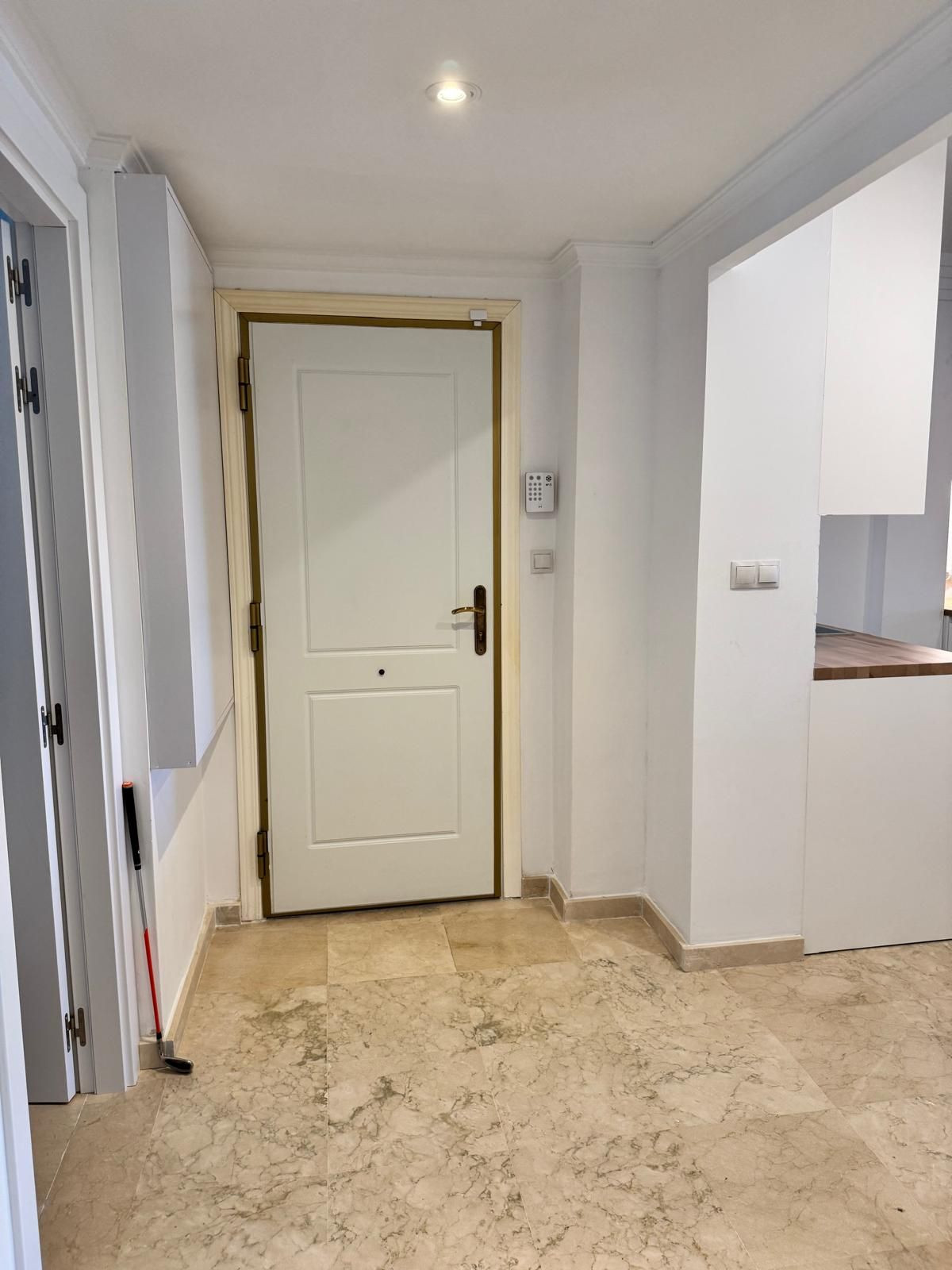 Appartement te koop in Marbella | 3 slaapkamers H5119930