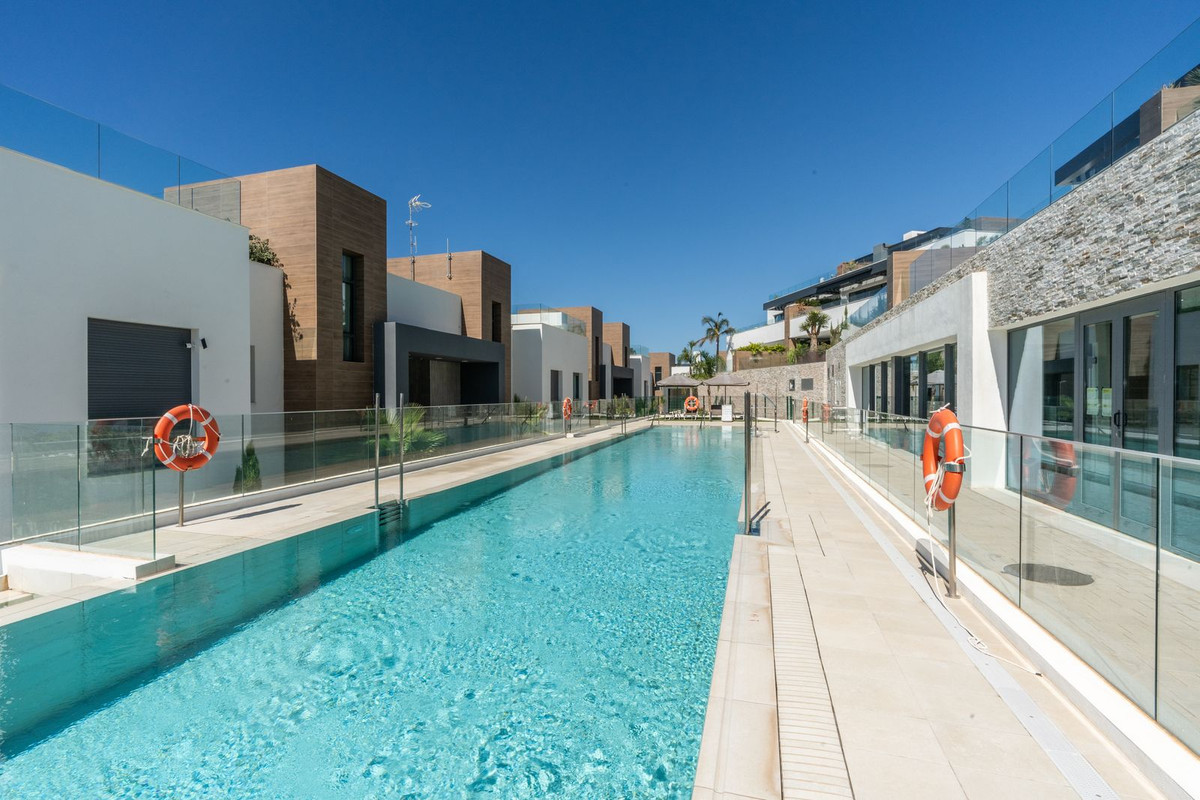 Duplex te koop in Marbella | 4 slaapkamers H5121868