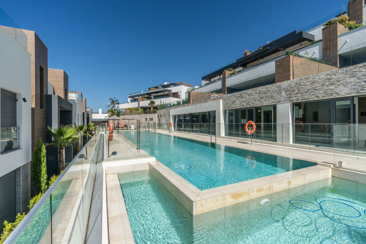 Duplex te koop in Marbella | 4 slaapkamers H5121868