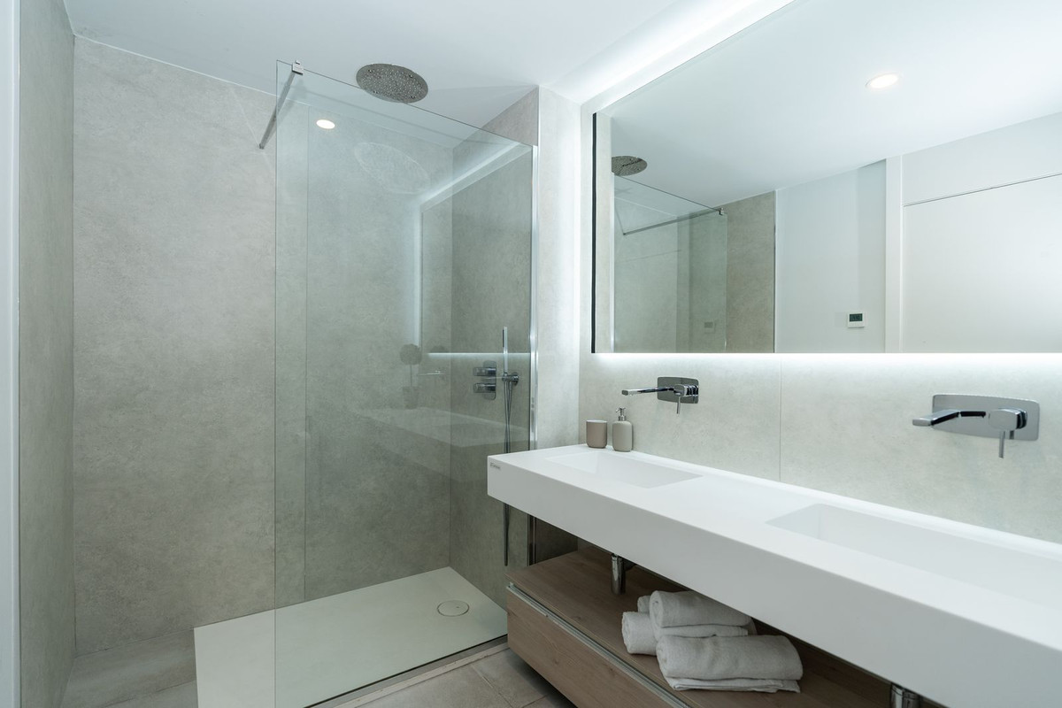 Duplex te koop in Marbella | 4 slaapkamers H5121868