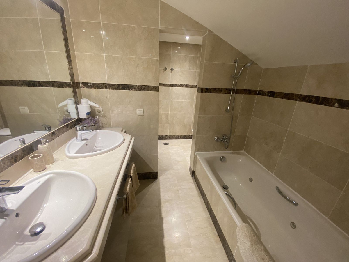 Appartement te koop in Marbella | 2 slaapkamers H5122708