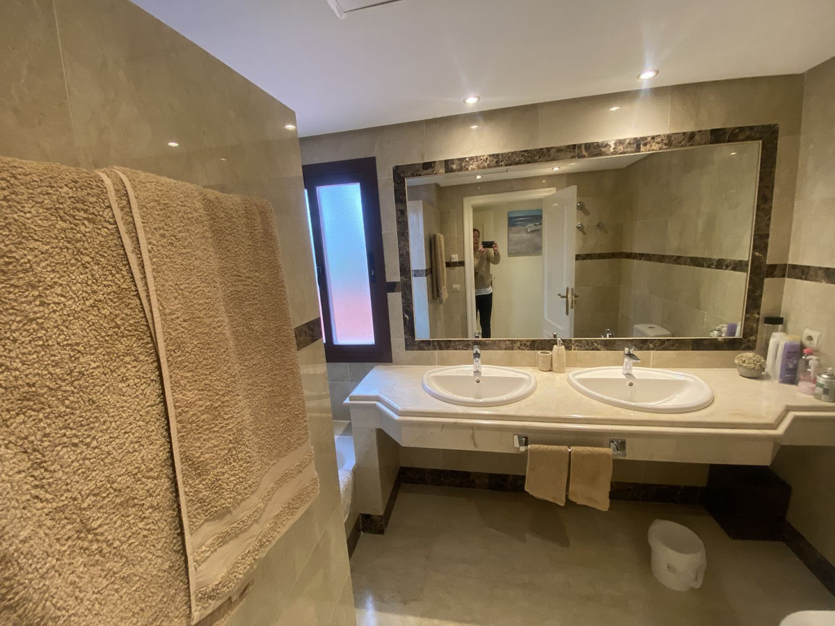 Appartement te koop in Marbella | 2 slaapkamers H5122708