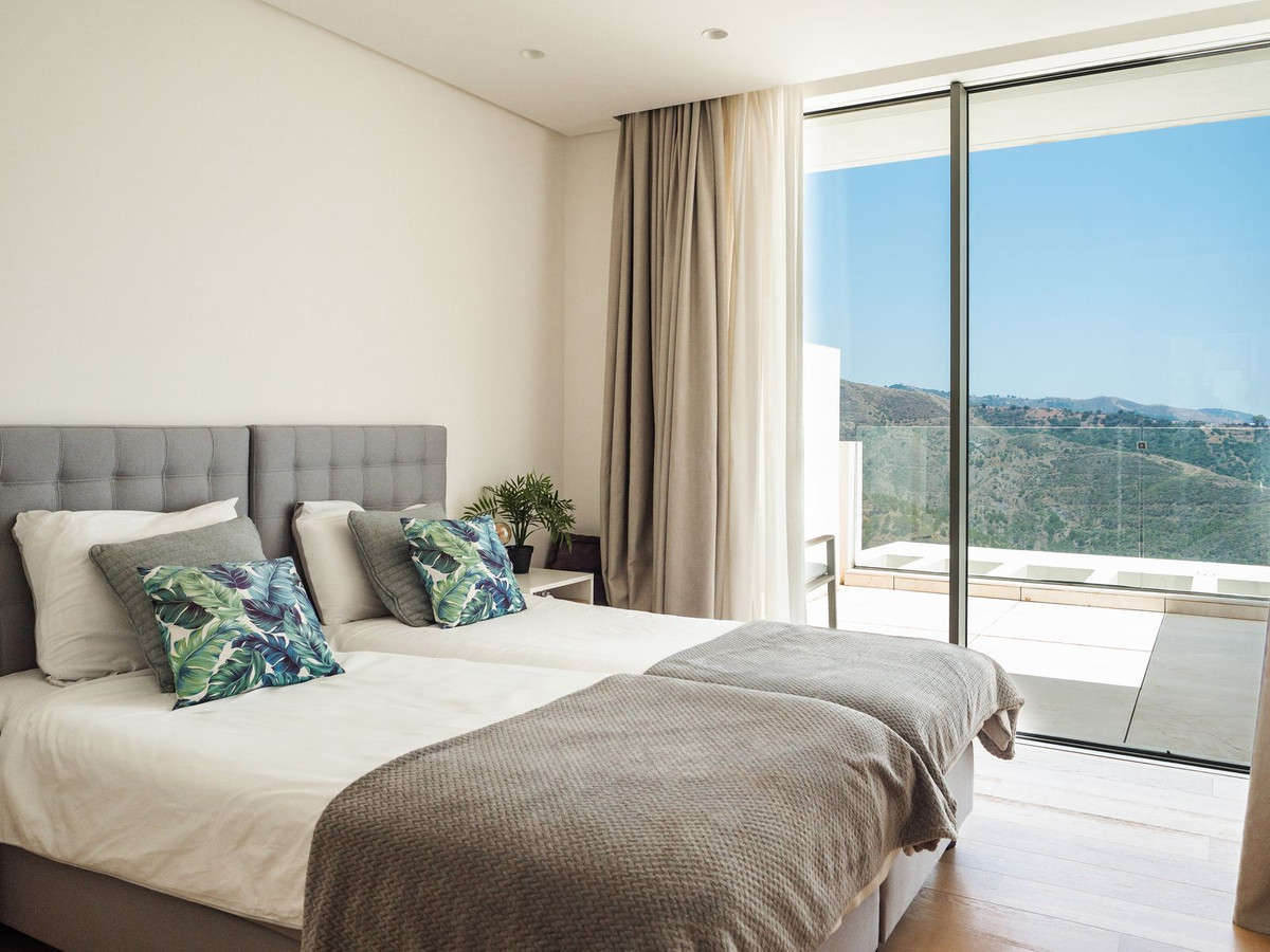 Appartement te koop in Marbella | 3 slaapkamers H5133352