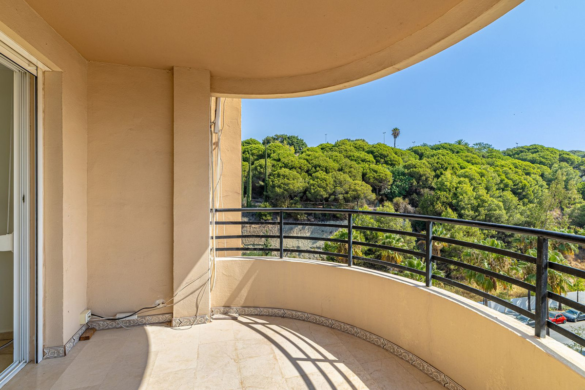 Appartement te koop in Marbella | 3 slaapkamers H5135143