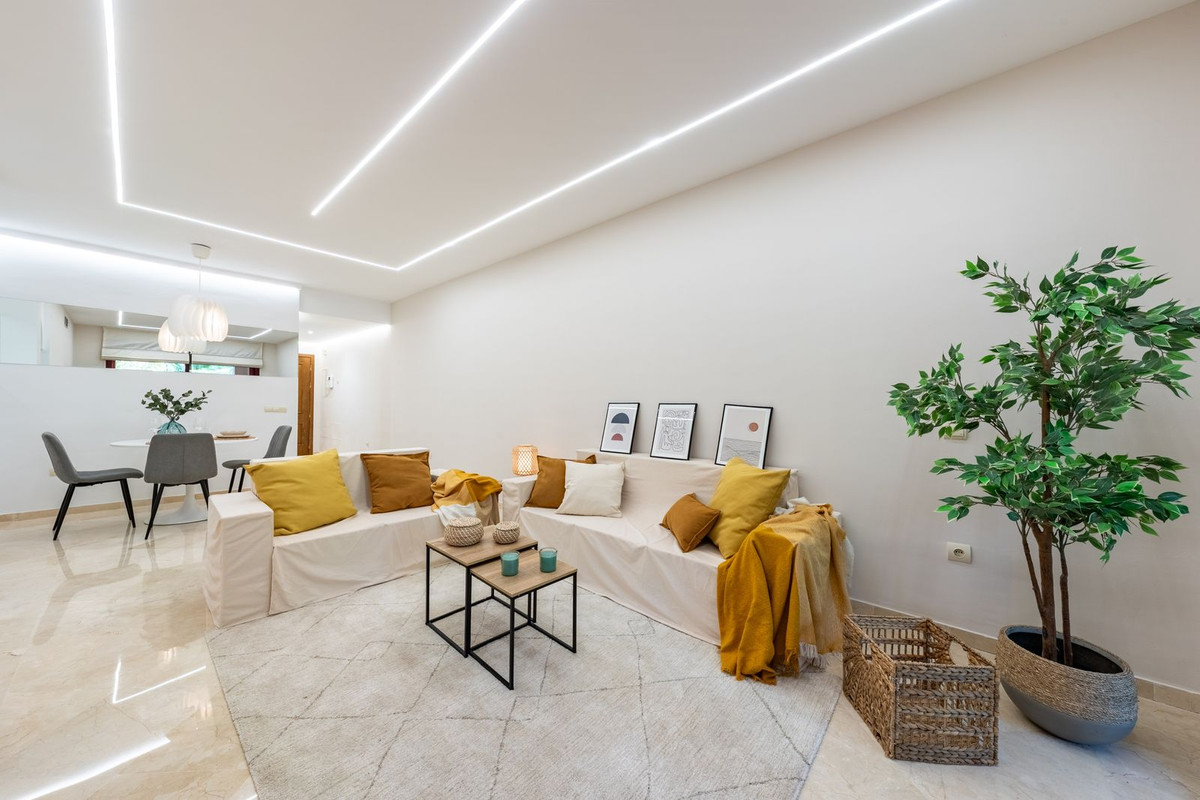 Appartement te koop in Marbella | 2 slaapkamers H5140864