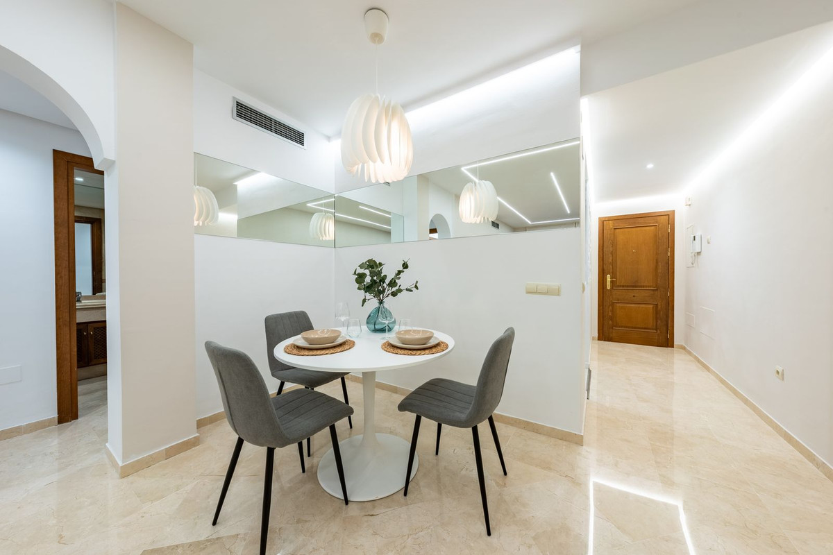 Appartement te koop in Marbella | 2 slaapkamers H5140864