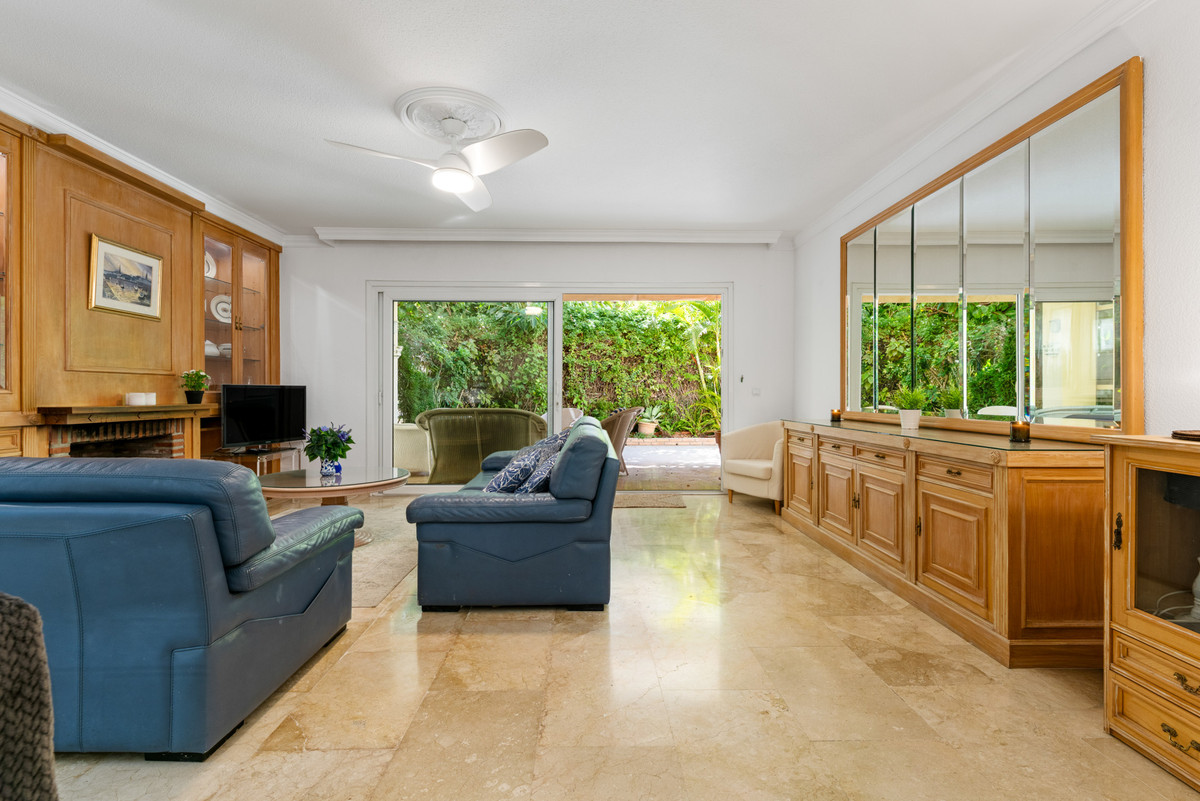 Appartement te koop in Marbella | 3 slaapkamers H5142223