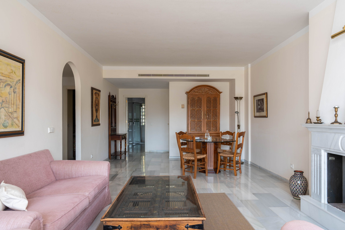 Appartement te koop in Marbella | 3 slaapkamers H5144722