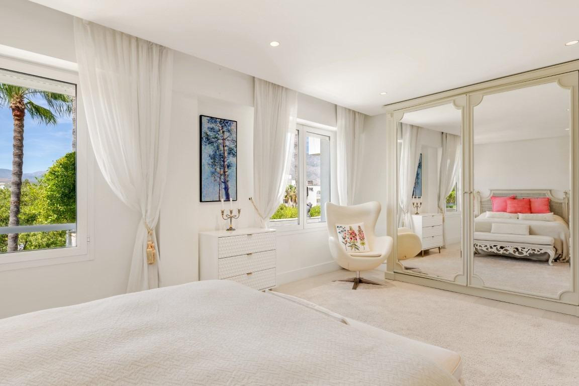 Huis te koop in Marbella | 3 slaapkamers H5146285