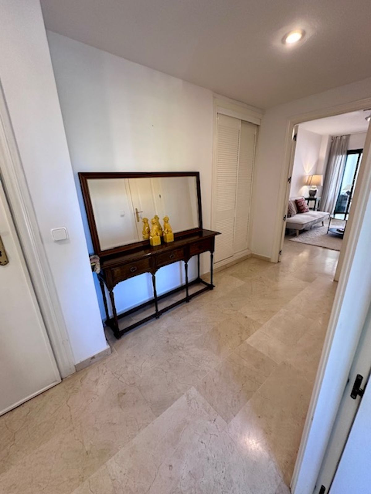 Appartement te koop in Marbella | 3 slaapkamers H5148193