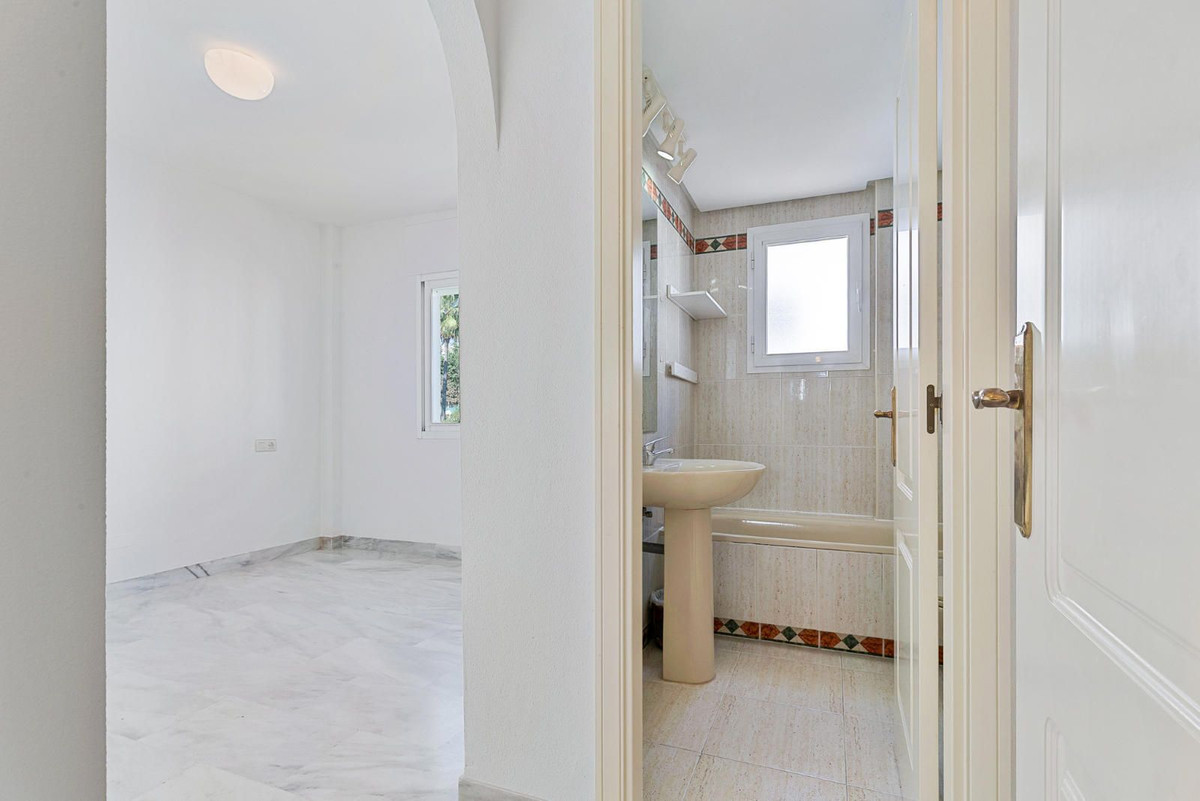 Appartement te koop in Marbella | 2 slaapkamers H5150911