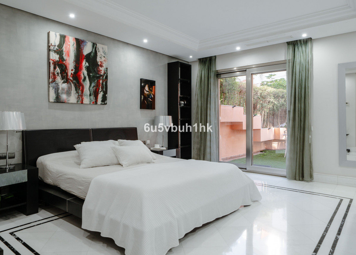 Appartement te koop in Marbella | 2 slaapkamers H5182174