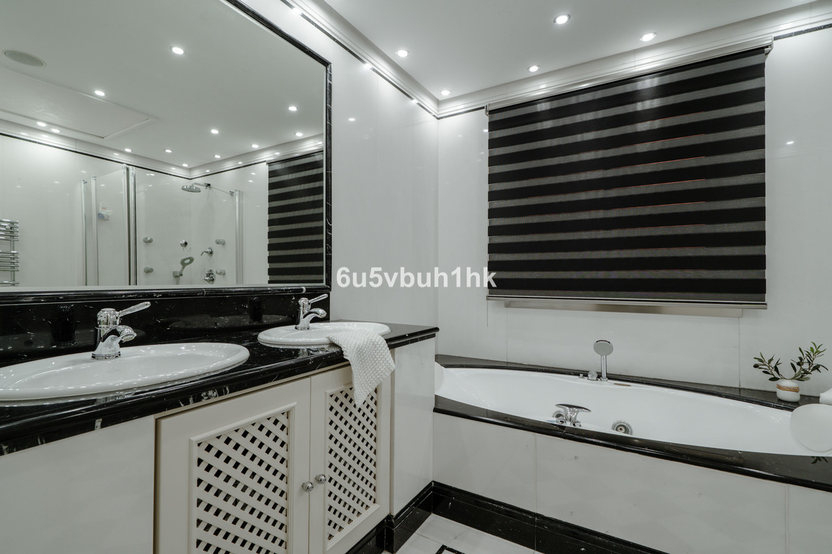 Appartement te koop in Marbella | 2 slaapkamers H5182174