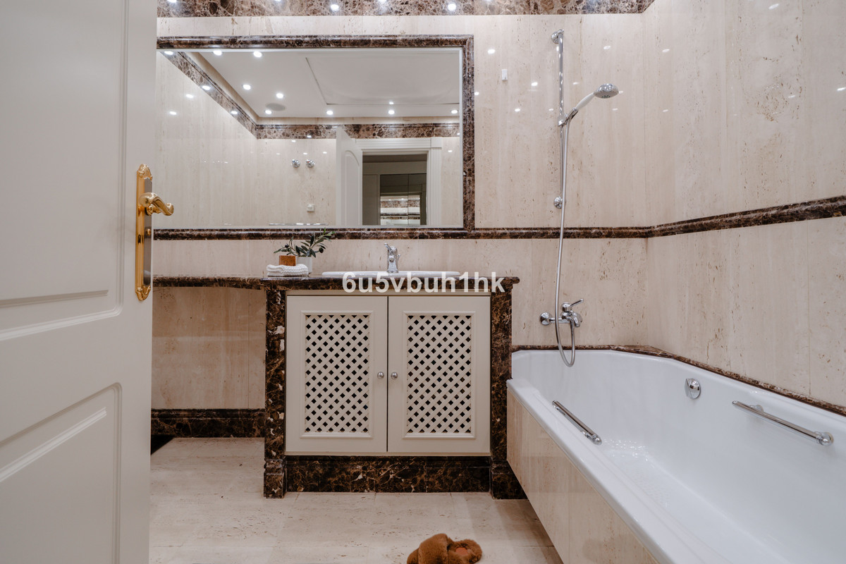 Appartement te koop in Marbella | 2 slaapkamers H5182174