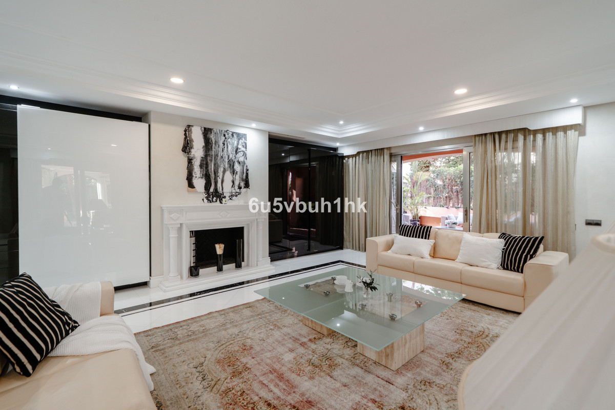 Appartement te koop in Marbella | 2 slaapkamers H5182174