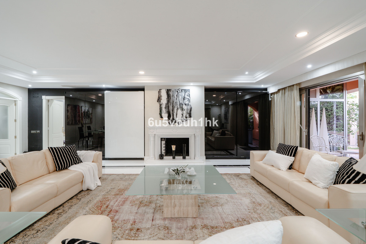 Appartement te koop in Marbella | 2 slaapkamers H5182174