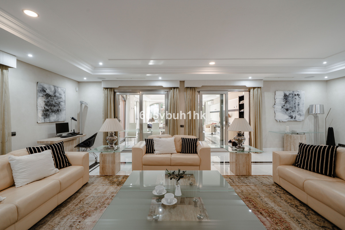 Appartement te koop in Marbella | 2 slaapkamers H5182174