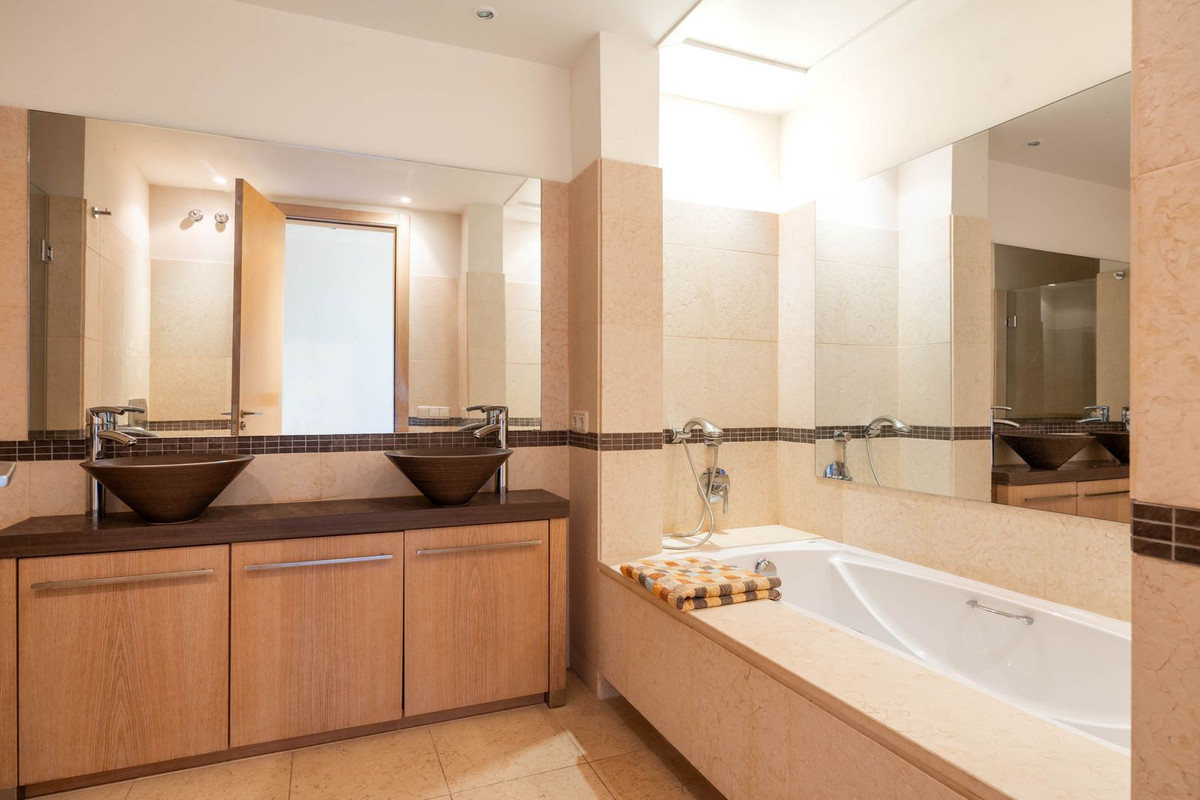 Property main view 37