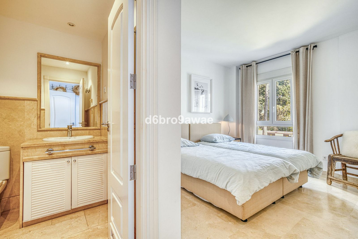 Property main view 40