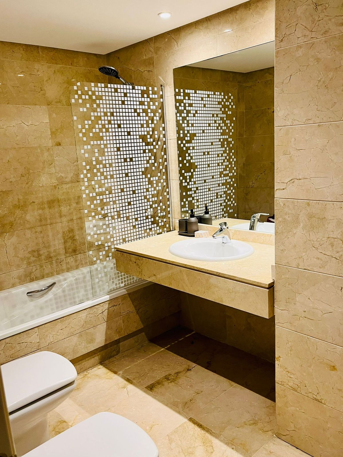 Appartement te koop in Marbella | 2 slaapkamers H5218327